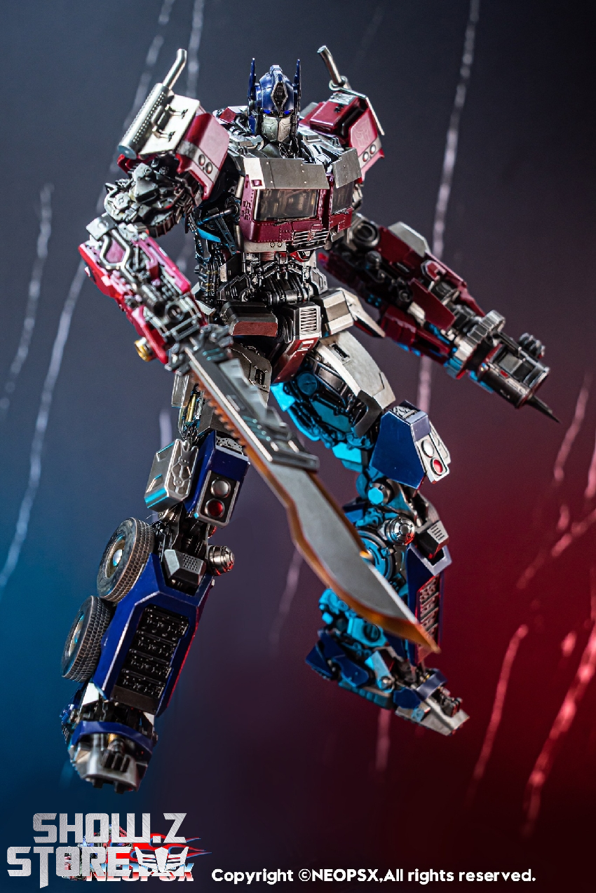 Threezero DLX Transformers Rise of the Beasts Optimus Prime - Show