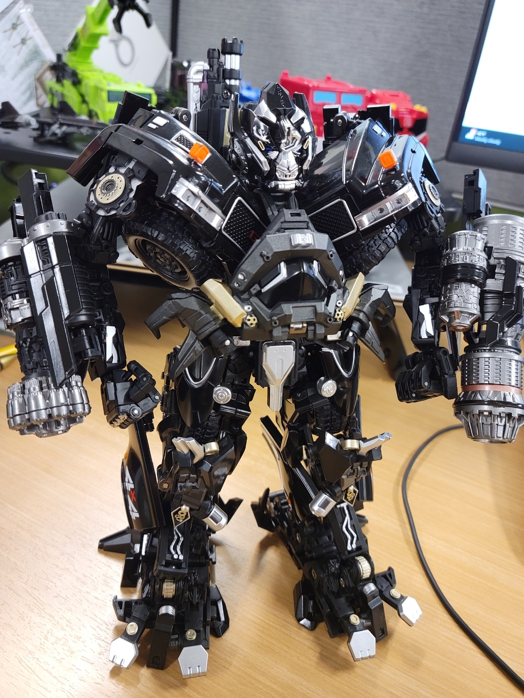 Reviews of 4th Party Masterpiece MPM-06 Ironhide Oversized