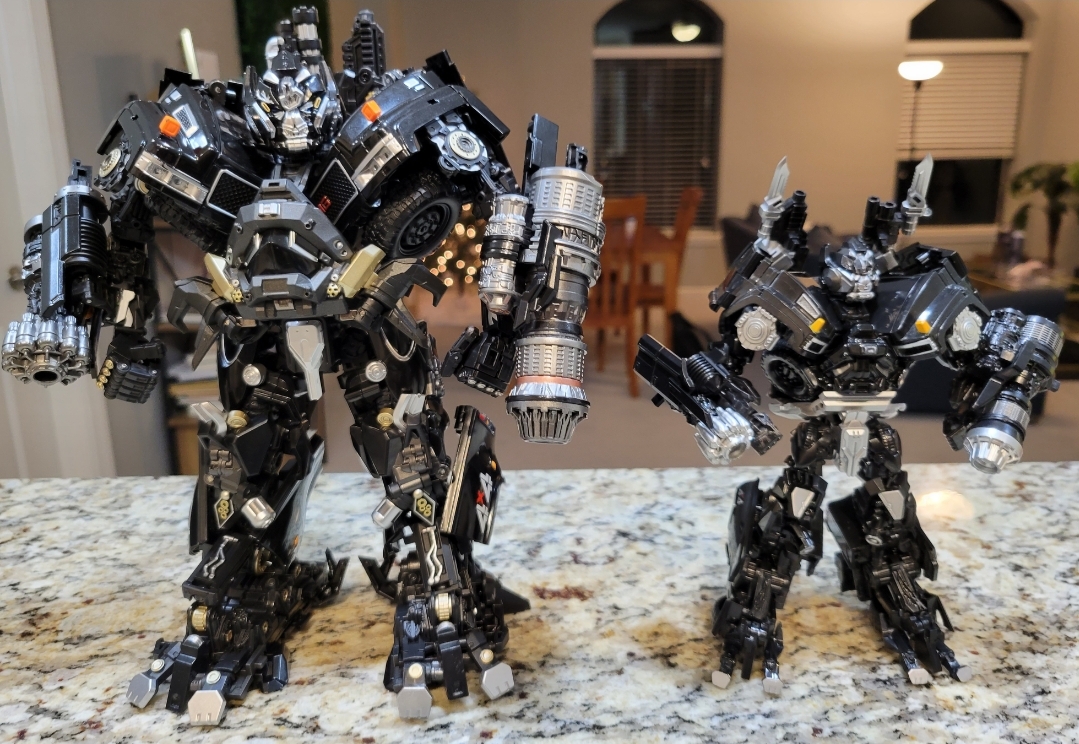 4th Party Masterpiece MPM-06 Ironhide Oversized Version