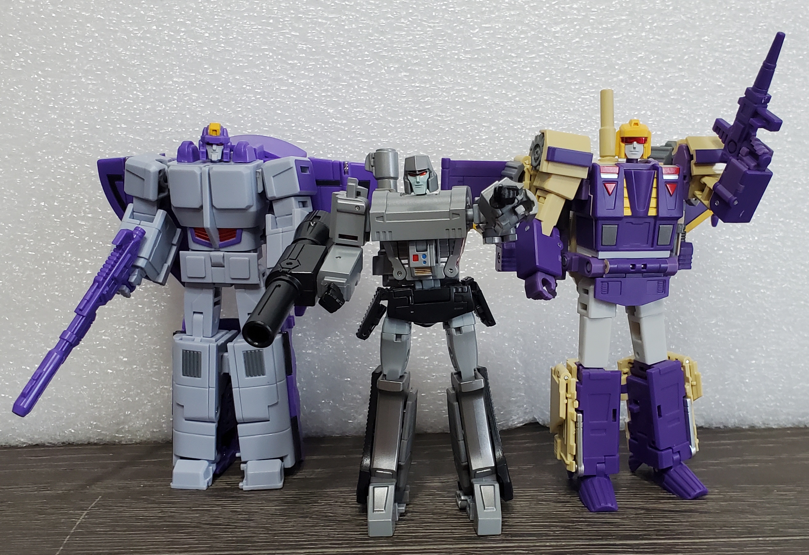 MechFansToys MS-18P Iron Sky Astrotrain - Show.Z Store