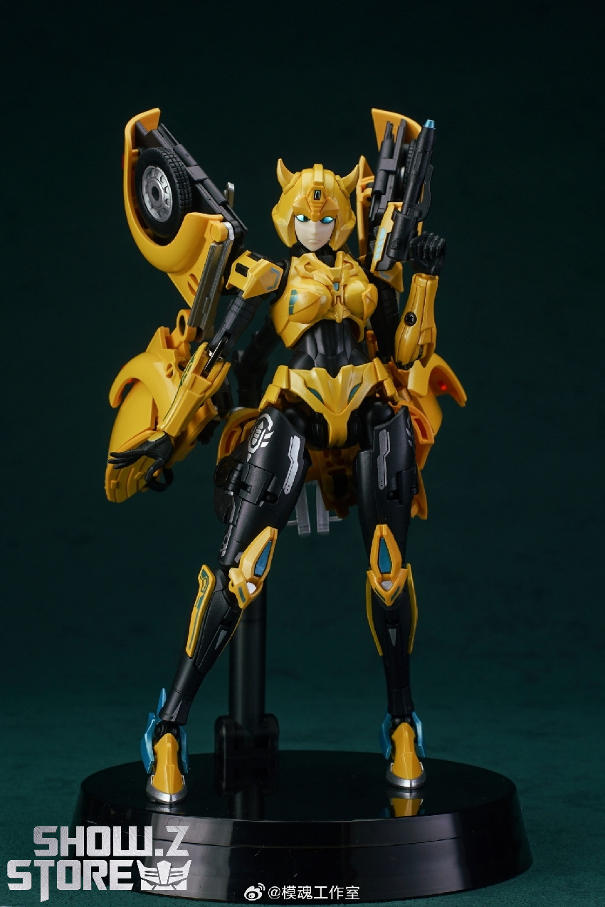 CollectionSpace CS-01 Transformable Bishoujo Little Bee