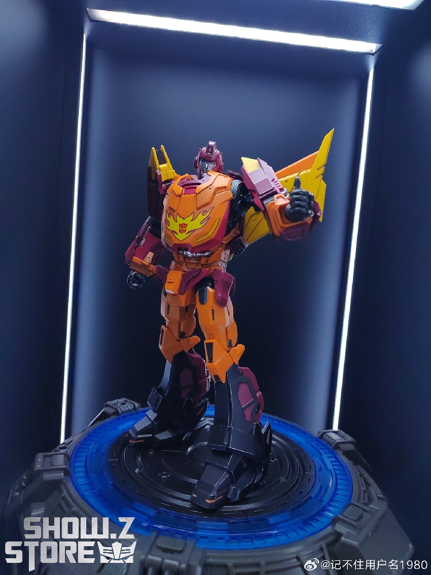 Threezero 3Z0345 MDLX Rodimus Prime Hot Rod G1 Robot | ShowZStore.com