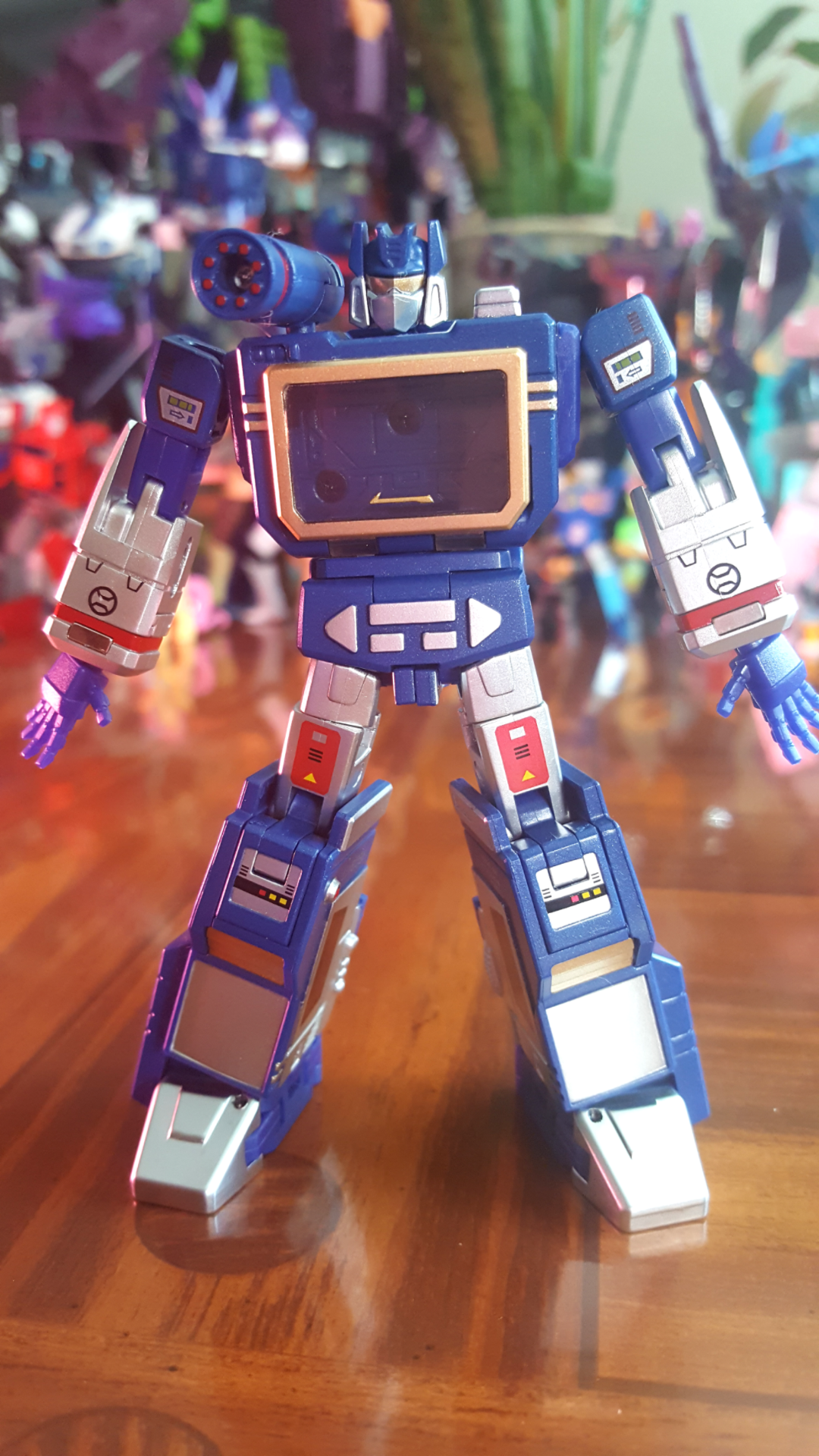 Reviews of Newage H21EX Scaramanga Soundwave Limited Version