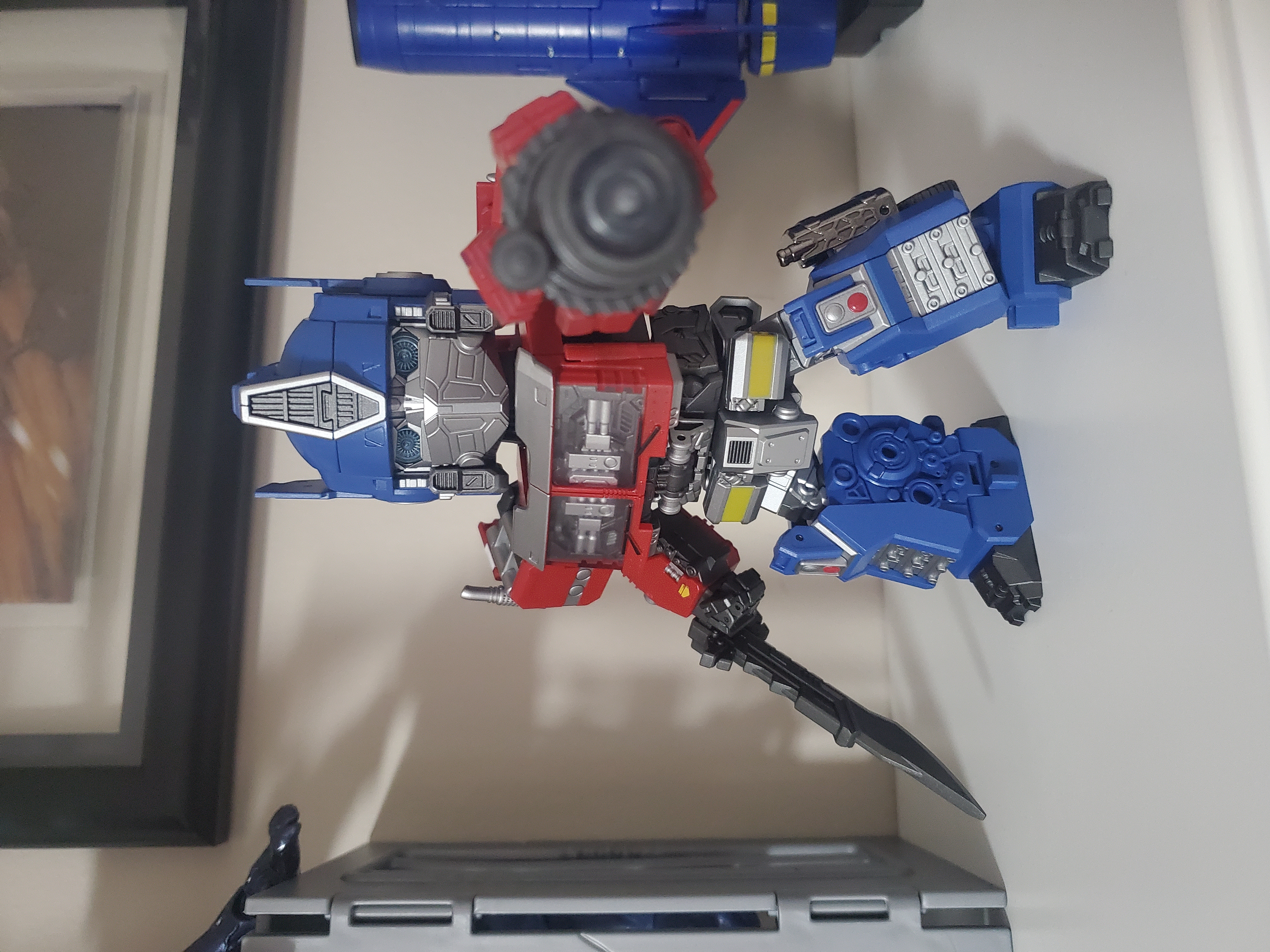 Reviews of JiGuangMao Toy JGM-Q01 Steel Head Optimus Prime