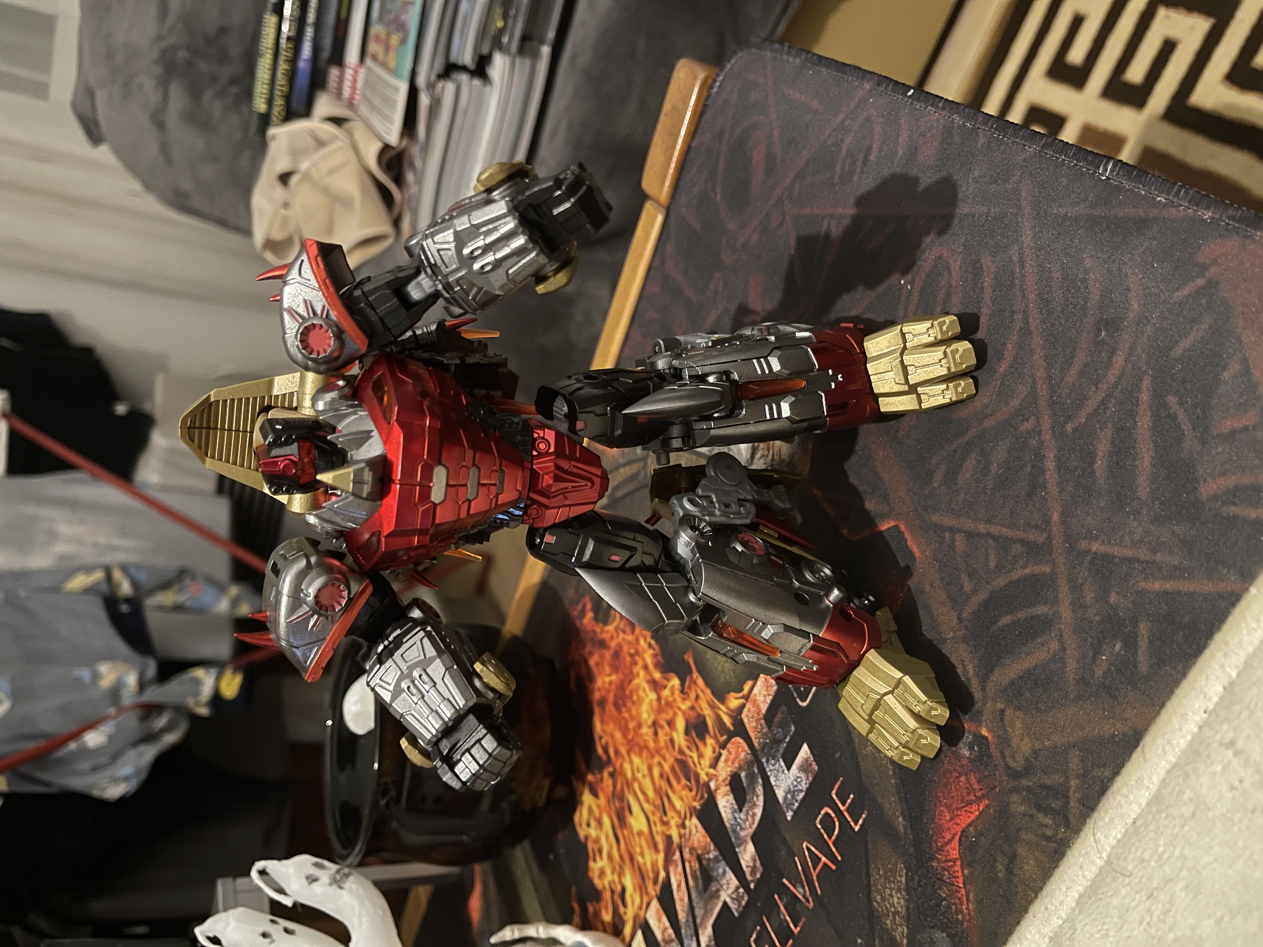 Planet X PX-05M Quirinus Slug Metallic Version - Show.Z Store