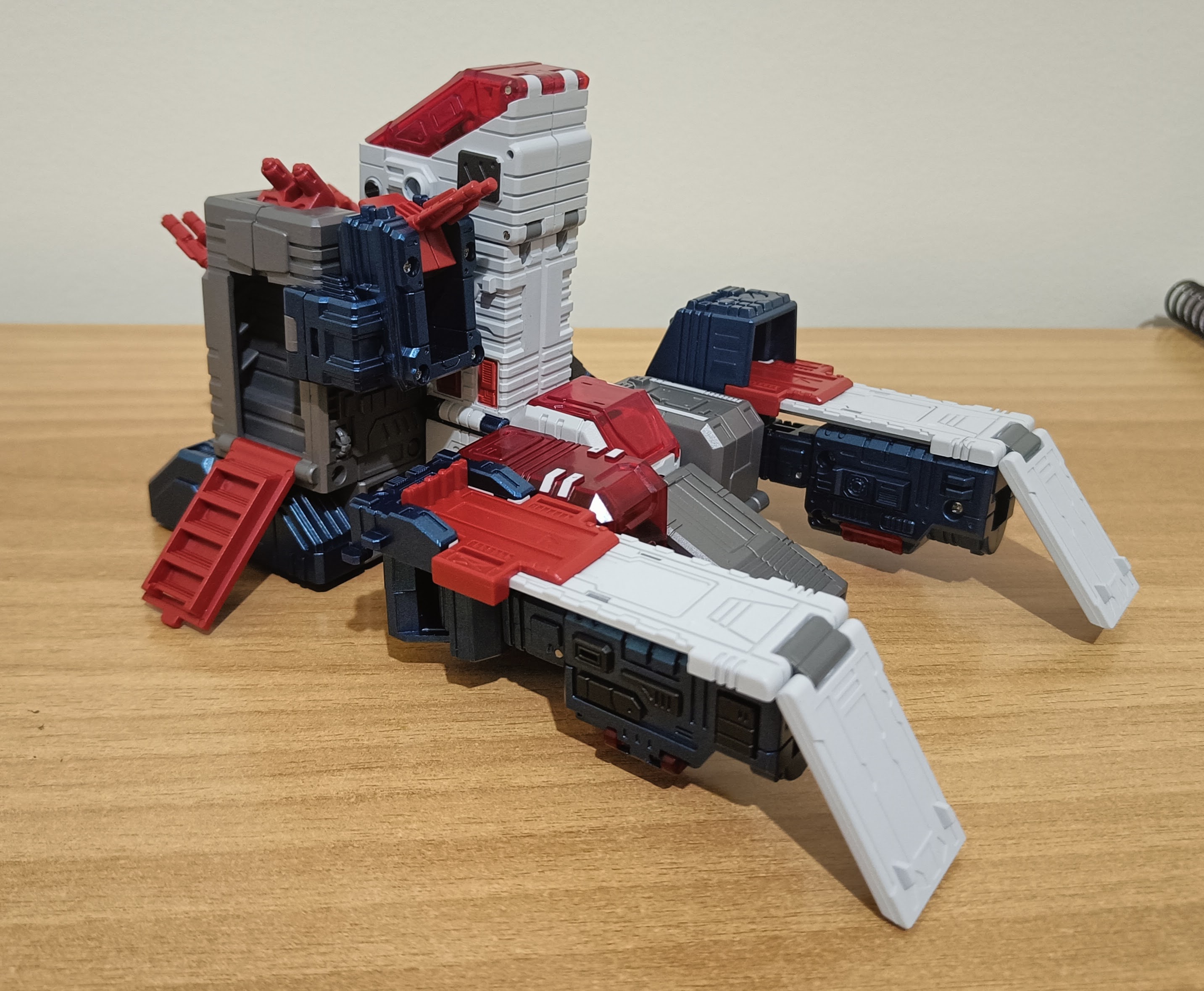 Zeta Toys EX-09 Ford Fortress Maximus Metallic Version