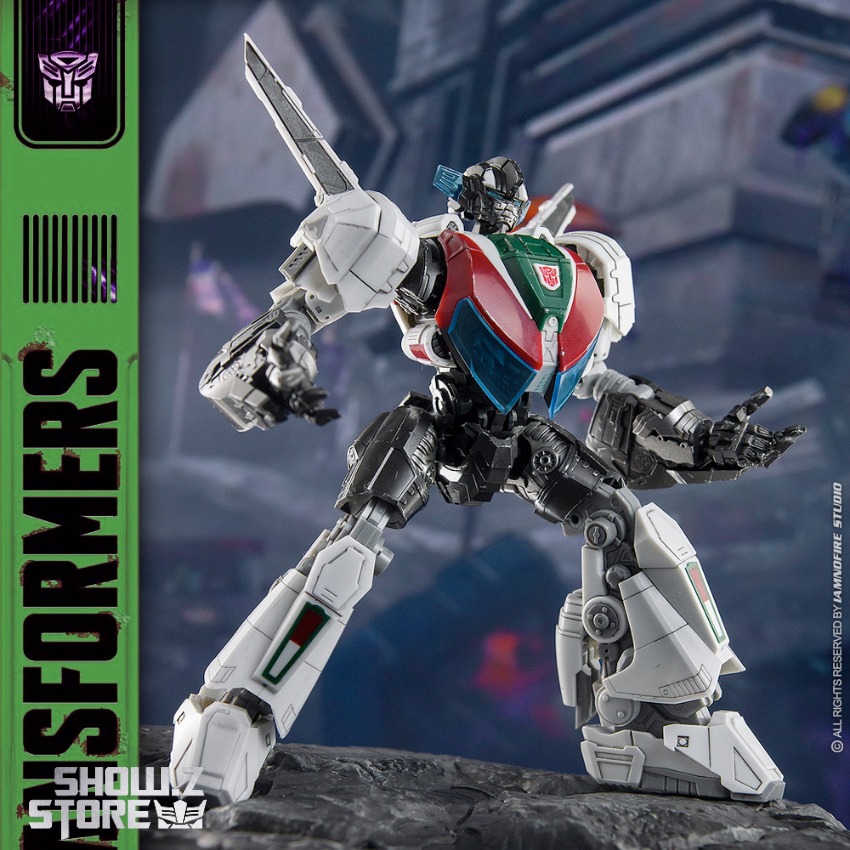 Trumpeter Transformers Movie Wheeljack Smart Model Kit