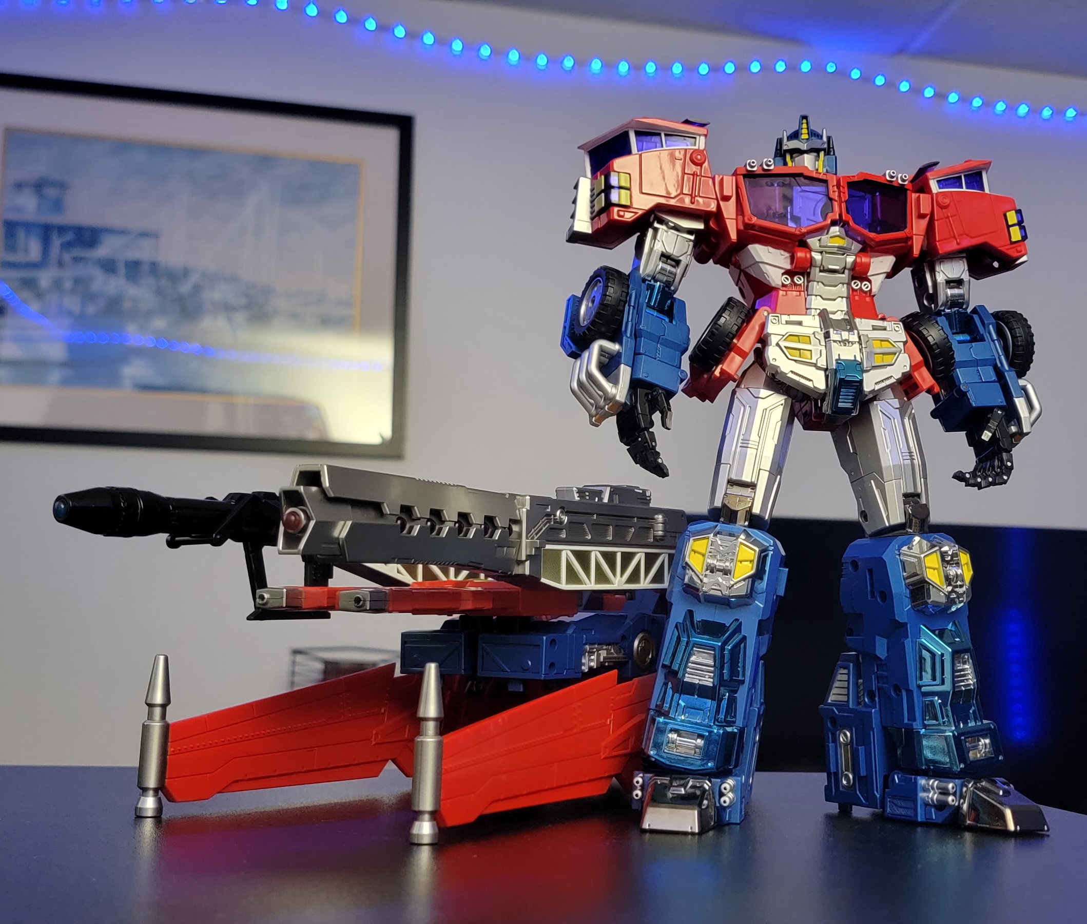 Transform and Rollout TR-02A Commander of Stars Cybertron