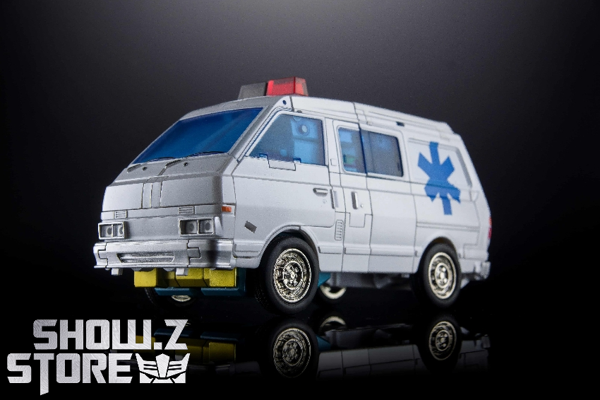 XTransbots MX-31 Paragon First Aid & MX-31B Set | ShowZStore.com