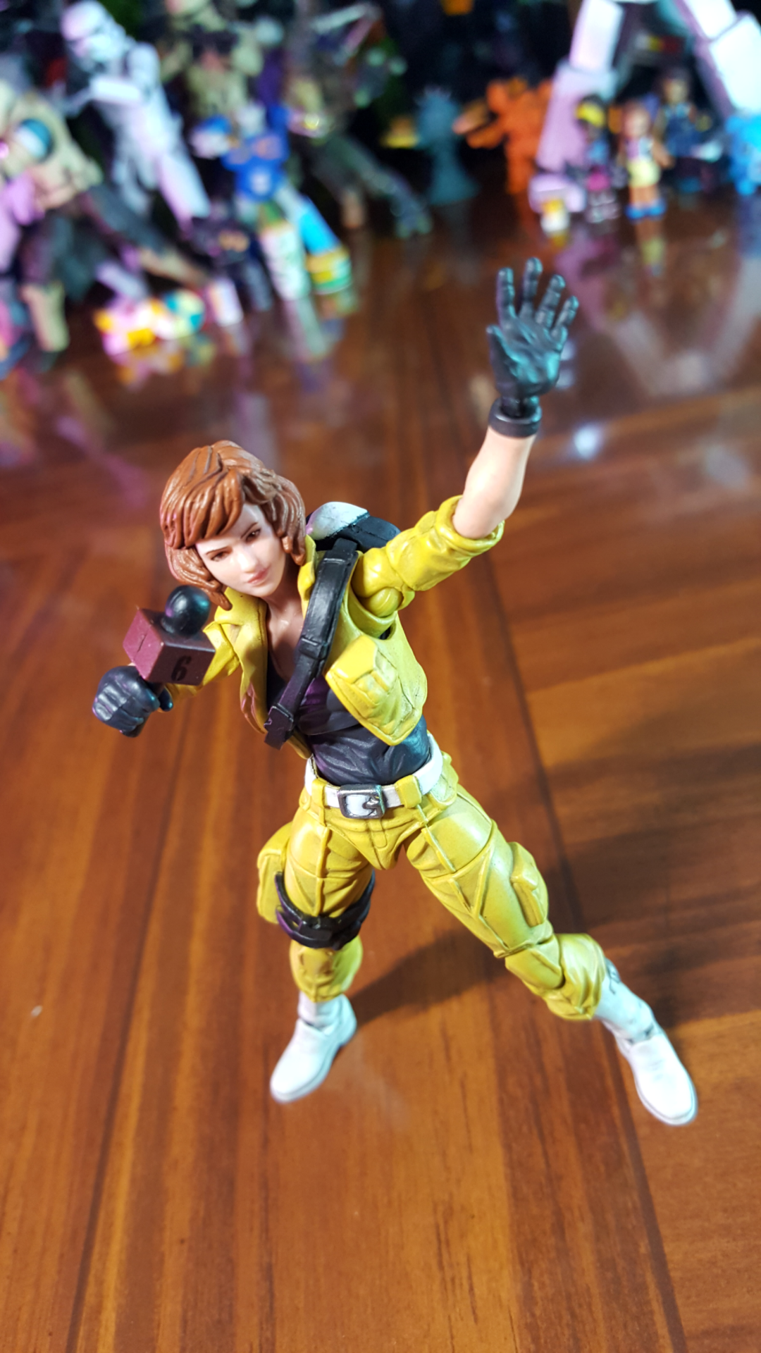 HiPlay JOYTOY Action Figure April O'Neil 1/18 – TMNT – Modello Da Collezione 10 Cm, Ufficiale