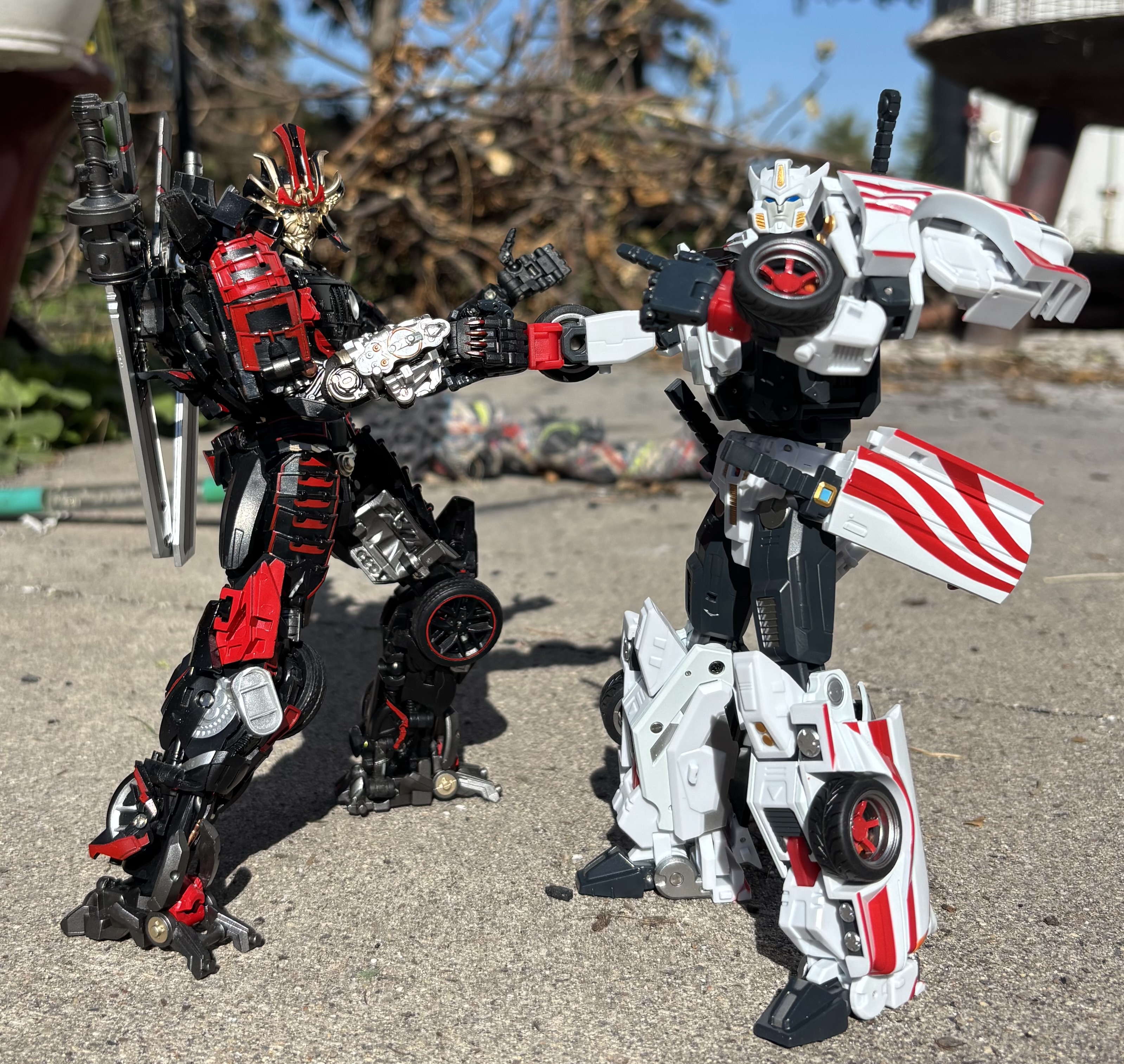 Reviews of Mastermind Creations Ocular Max IF-02A Stray Swordsman