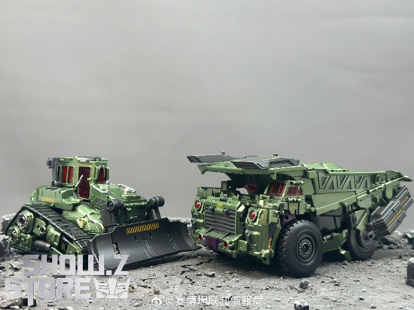 DreamStar Toys DST02-004 Devastator Bonecrusher - Show.Z Store