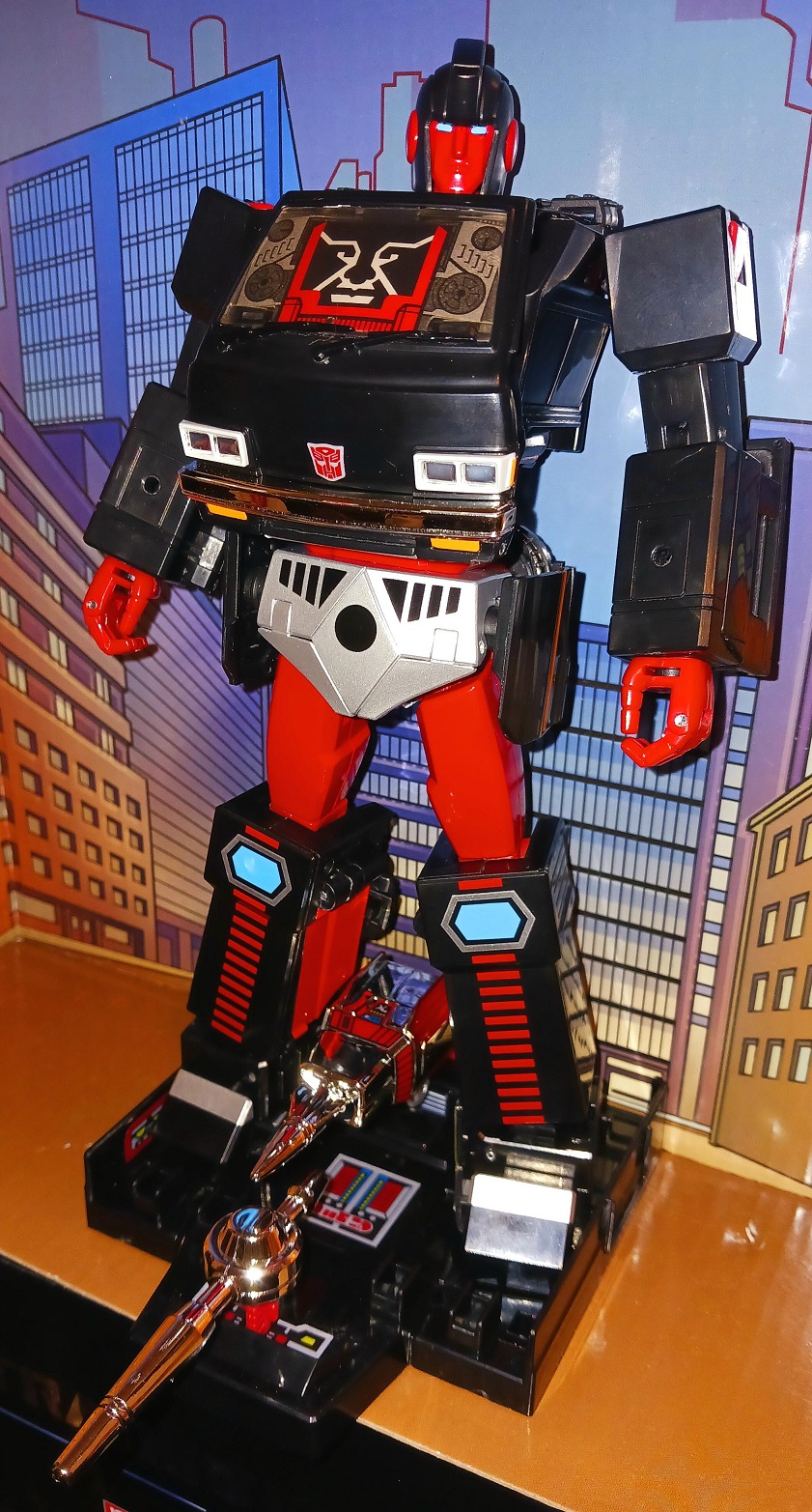Reviews of Takara Tomy Masterpiece Gattai MPG-11 DK-2 Guard