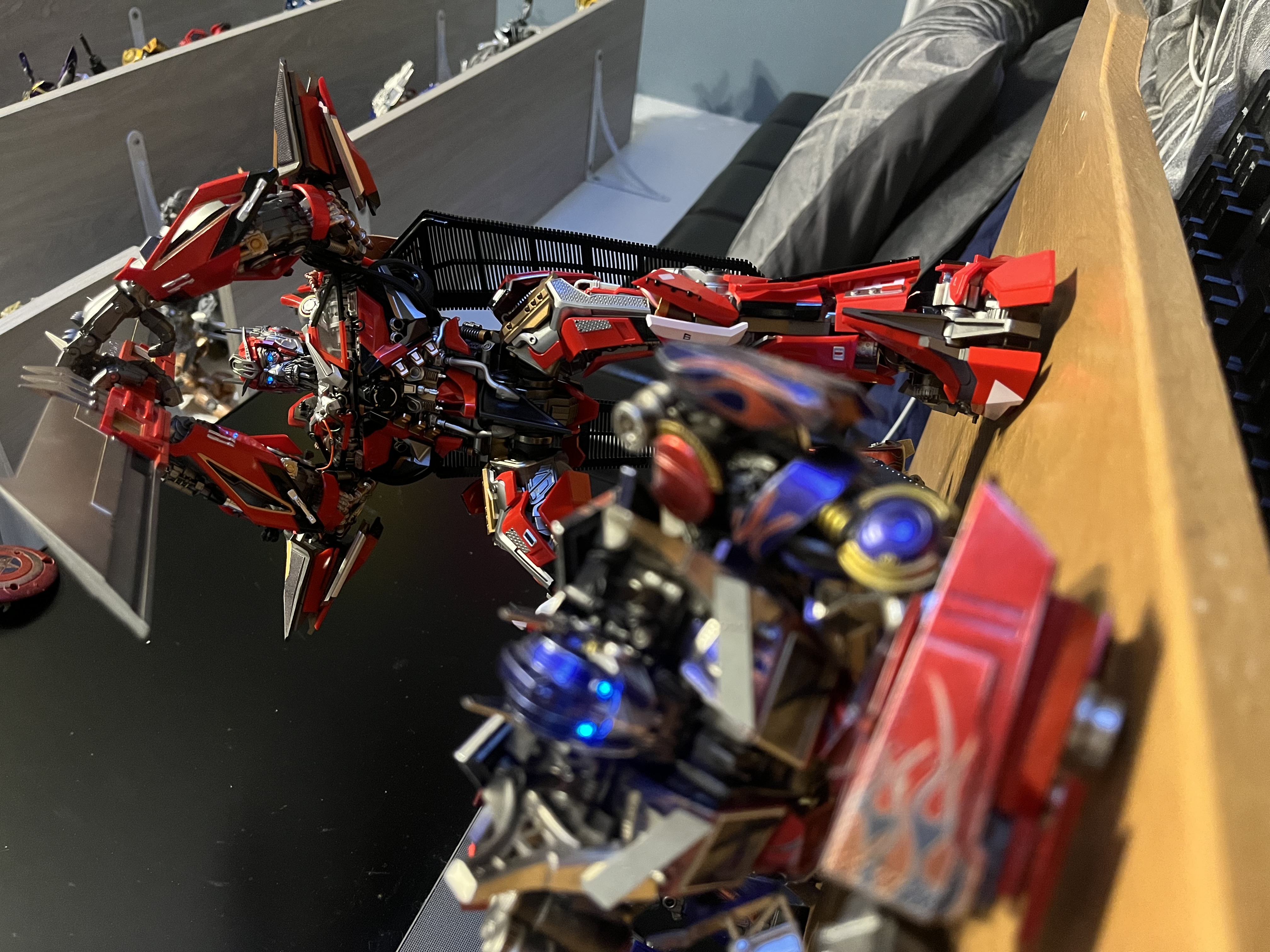 Reviews of Lutiesheng SP-316 Transformers Dark of the Moon DLX