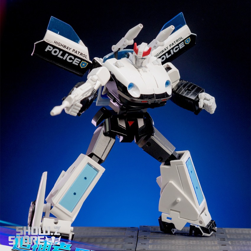 DX9 Toys D18 Prowl