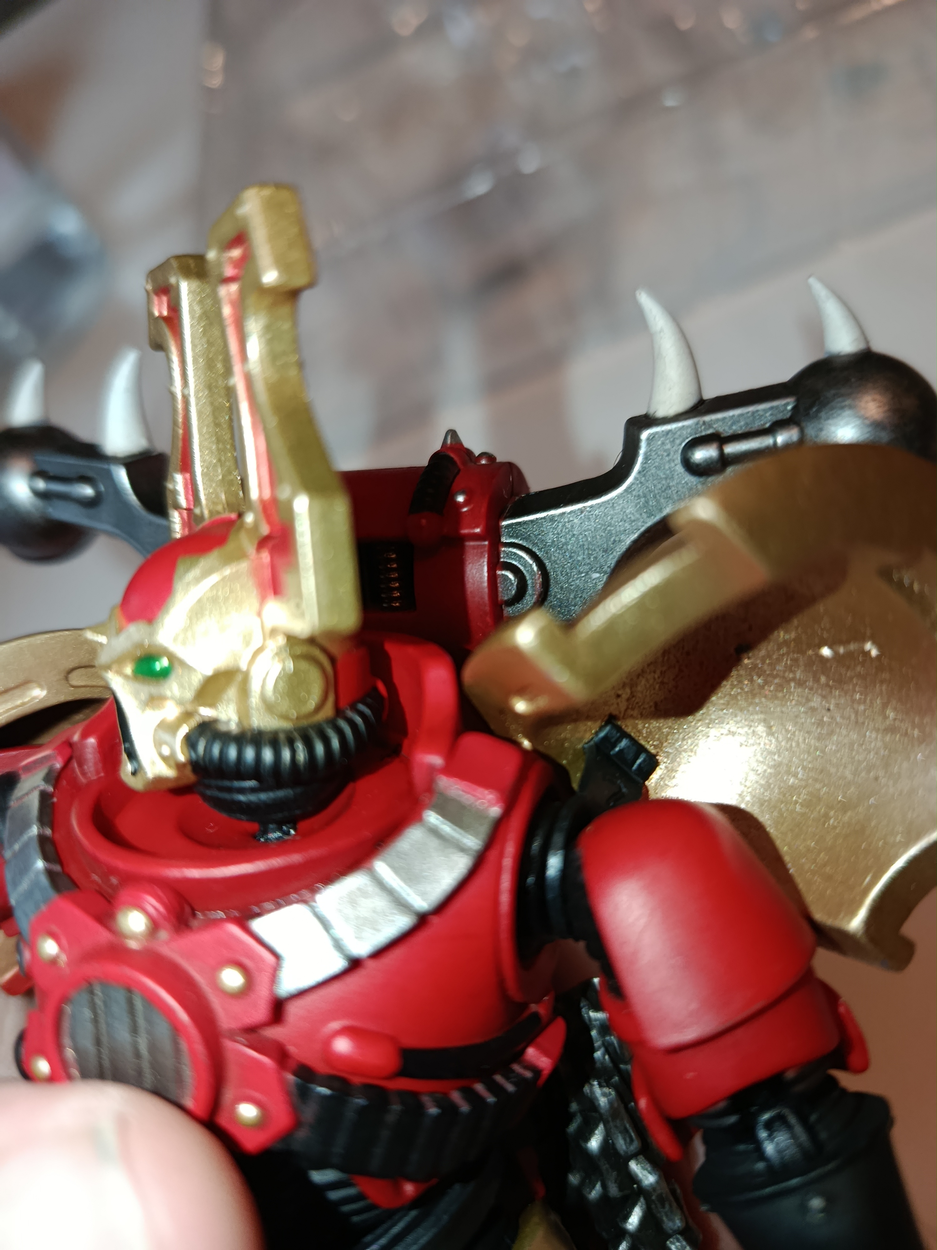 De Toyboys | Warhammer 40k Action Figure 1/18 World Eaters Khorne Berzerker With Eviscerator Chainsword 13 Cm