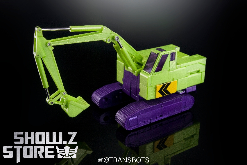 XTransbots MX-44T Gravedigger Scavenger Youth Version - ShowZ Store