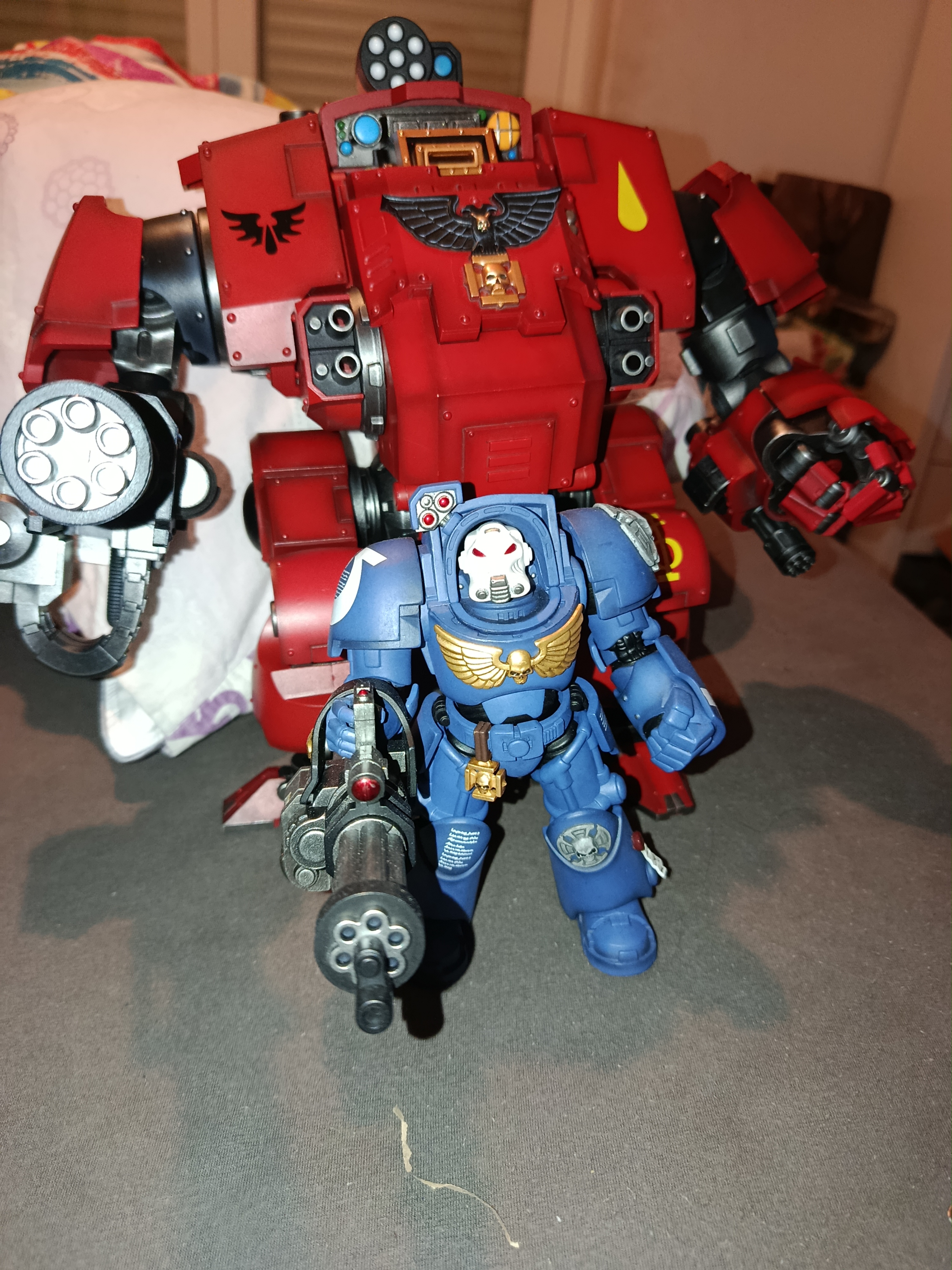 Reviews of JoyToy JT3365 1/18 Warhammer 40K Blood Angels Redemptor