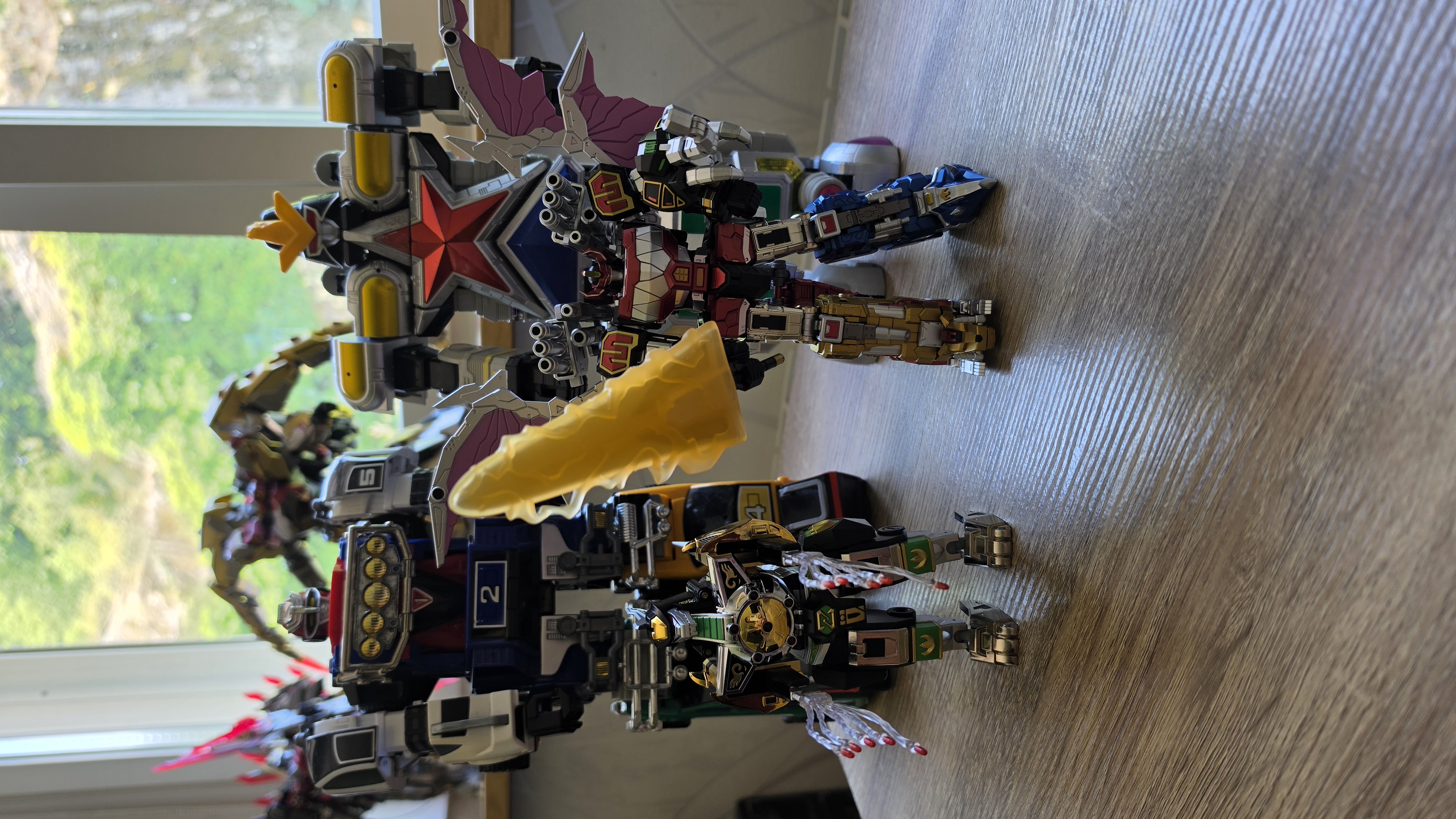 Reviews of Lucky Cat MC-03S Dragon Beast King Metallic Limited Edition
