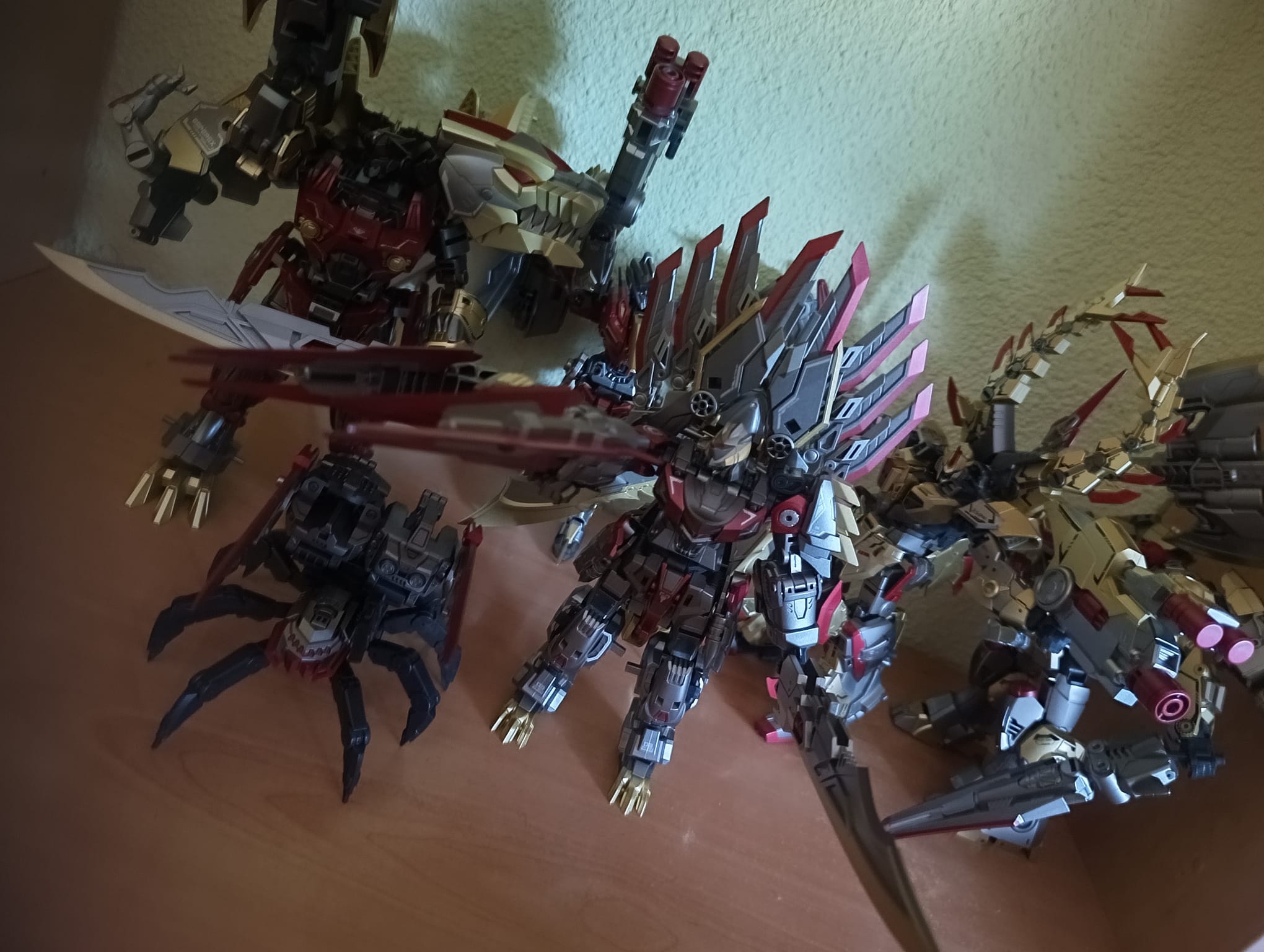 Reviews of Cang-Toys TA-HYL003 Longyan Hero Class Breakhorn Slag