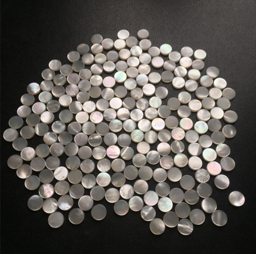 White Mother of Pearl Round Disc 8mm