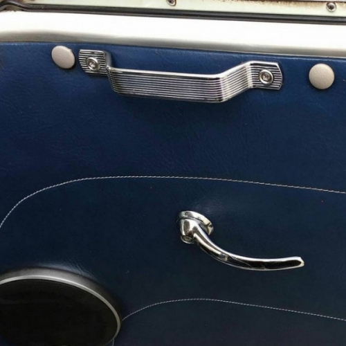 Chrome Aluminum Cab Door Handle for Split Screen Pairs