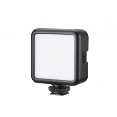 Ulanzi VL49 mini lampe photo vidéo LED 6W dimmable 5500K CRI95 + batterie au lithium rechargeable intégrée avec porte-griffe pour Nikon Sony