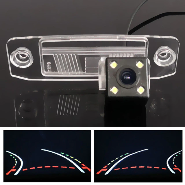 Camera with dynamic trajectory