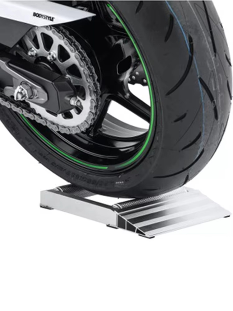 Motorcycle tire cleaning stand