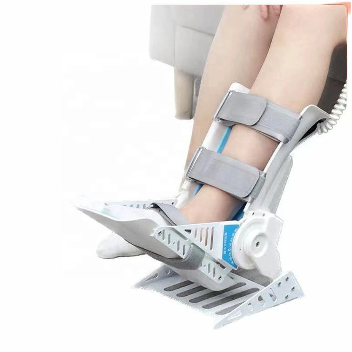 Entraîneur de cheville, exercice postopératoire pour les fractures qui empêchent de s'accroupir correctement