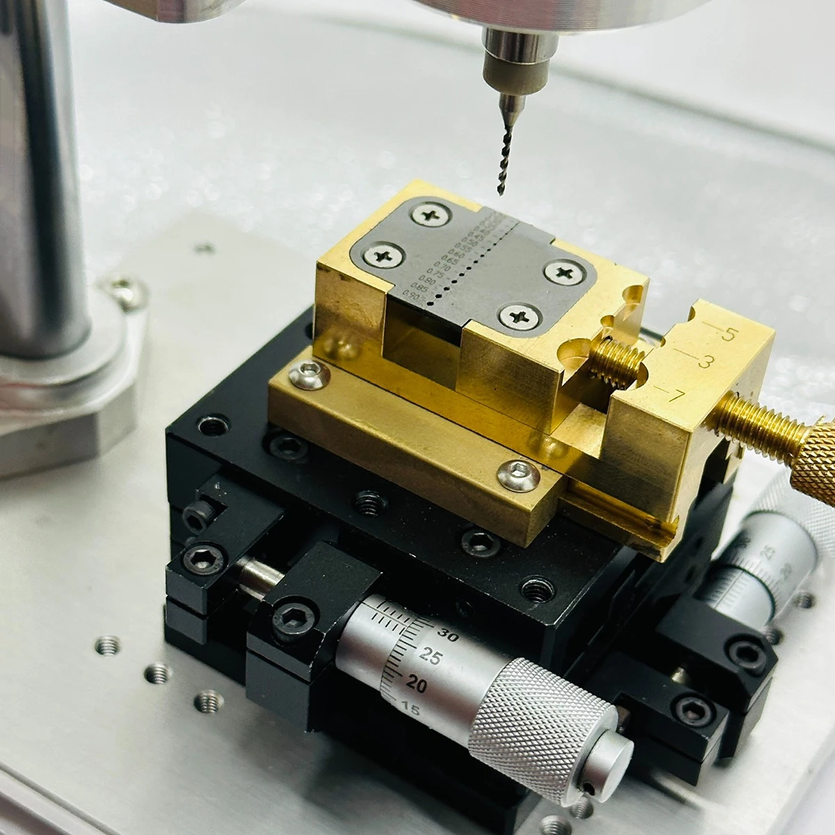 Outil de réparation de micro-montres, étau en alliage d'aluminium, pince à bec plat, pince universelle, embout de pendule