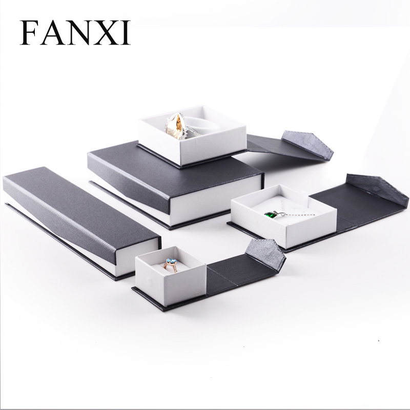 FANXI Wholesale Custom Gray And White Cardboard Gift Boxes For Ring Necklace And Bracelet Packaging With magnet Foldable Magnetic Jewelry Paper Box