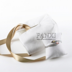 FANXI Custom Logo Soft PU Bag With Gold Ribbon And Suede Pillow For Watch Bangle Bracelet Packaging White Leather Jewelry Pouch
