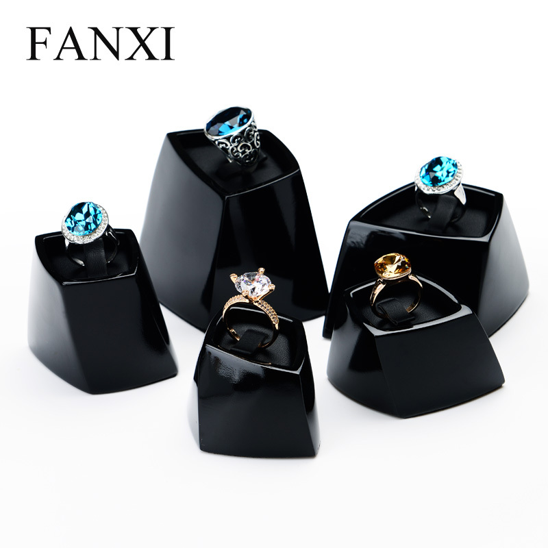 FANXI Custom Jewellery Shop and Store Showcase Rack For Ring Bangle Bracelet Bangle Exhibitor Black Lacquer Jewelry Display