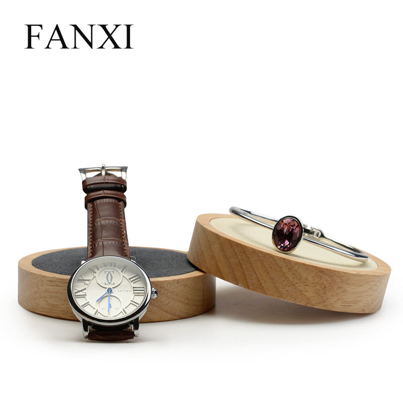 FANXI Custom Microfiber Jewellery Display Stand Holder For Ring Earrings Necklace Bangle Bracelet Exhibitor Solid Wood Round Jewelry Display Block