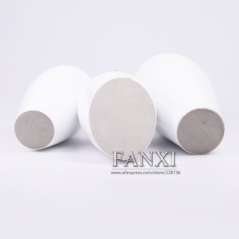 FANXI Artistic Balloon Shape Shop Decoration Necklace Jewelry Display Holder White Lacquer Resin Necklace Stand