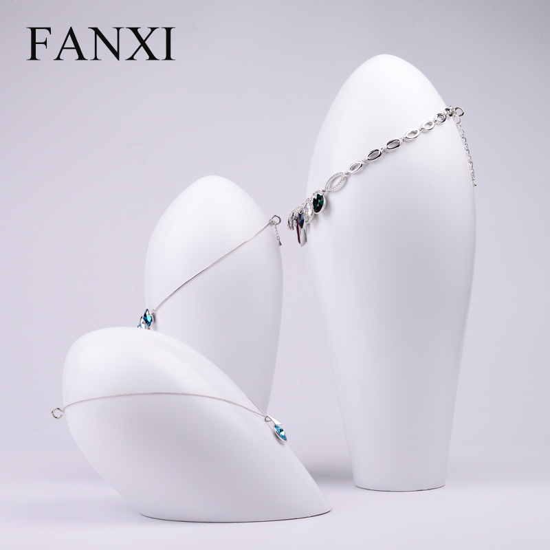 FANXI Artistic Balloon Shape Shop Decoration Necklace Jewelry Display Holder White Lacquer Resin Necklace Stand