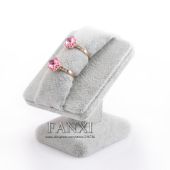 FANXI Factory Design And Manufacture Creamy White Linen Or Greay Velvet Ring Display Stand