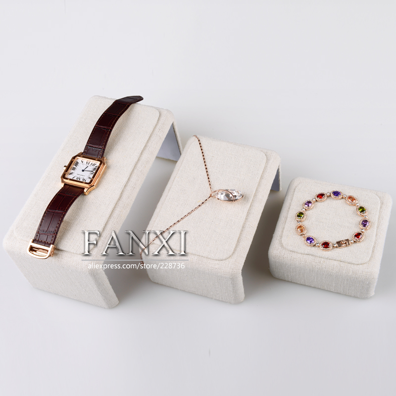 FANXI Direct Supplier China Creamy White Linen Holder Jewelry Display Set Necklace Bracelet Bangle Watch Exhibitor Jewelry Display Stand