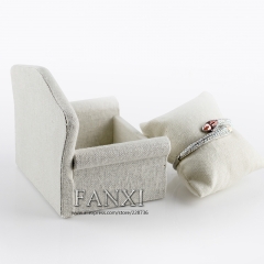 FANXI Manufacturer Jewelry Display Hight Quality Creamy White Linen Bangle Display Stand