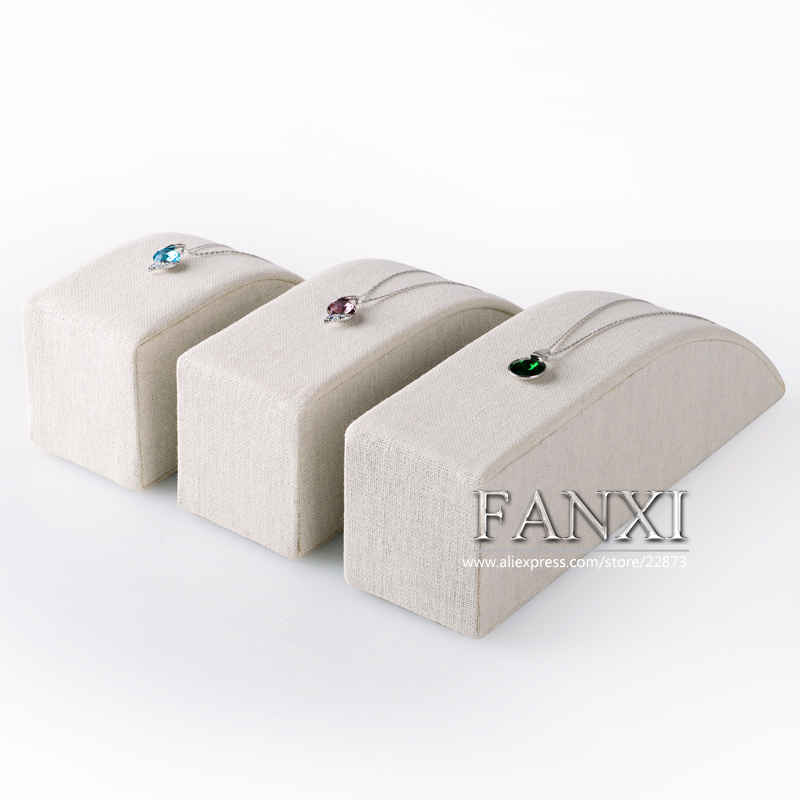 FANXI Factory Wholesale Custom Fashion Beige Linen Necklace Pendant Exhibitor Set Jewelry Display Stand