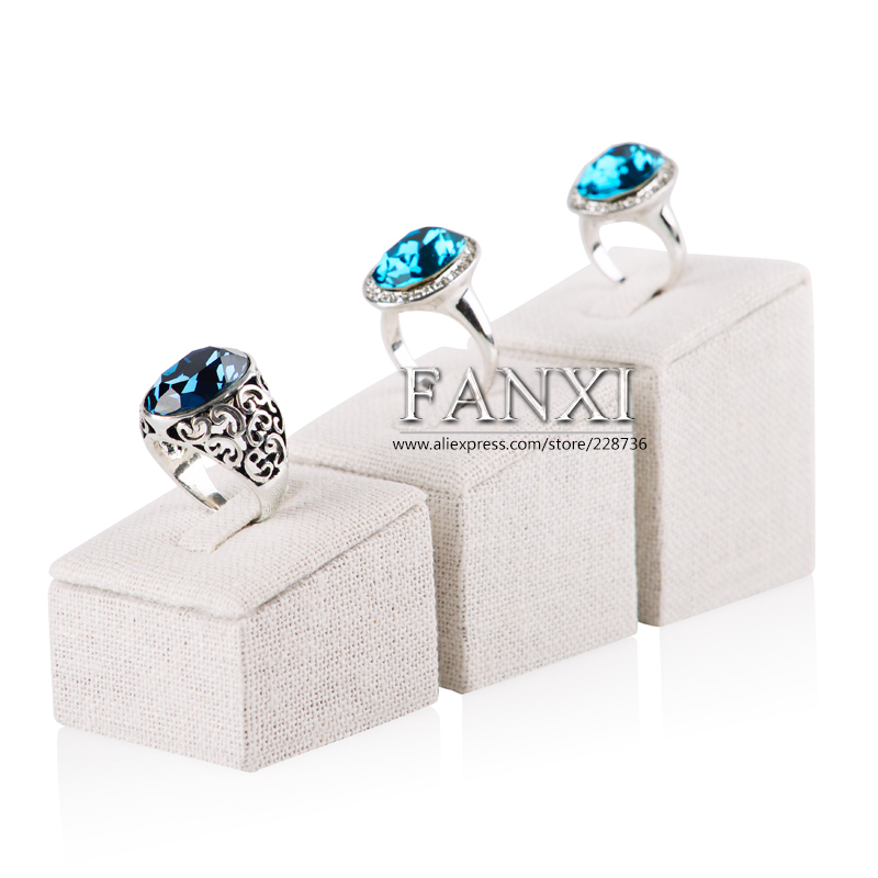 FANXI China Factory Custom Beige Linen Jewellery Display Set Stepwiser MDF Wood Jewelry Ring Holder