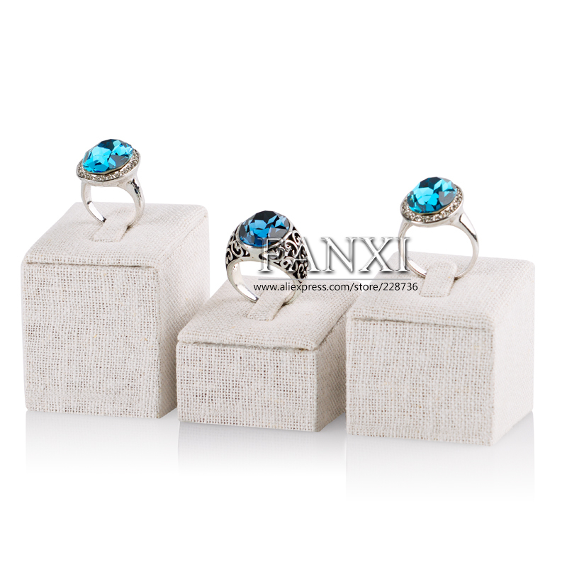 FANXI China Factory Custom Beige Linen Jewellery Display Set Stepwiser MDF Wood Jewelry Ring Holder