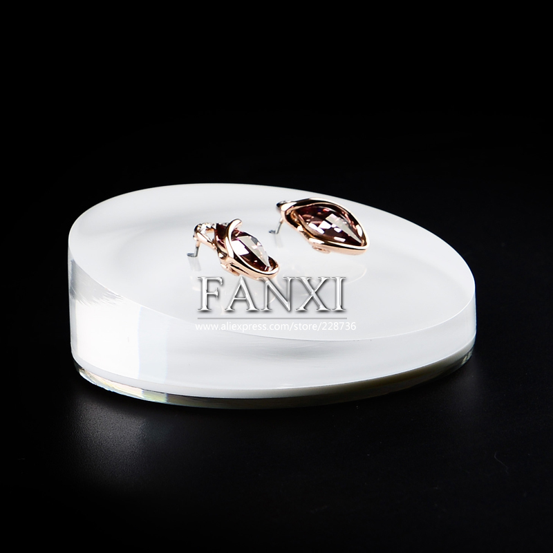 FANXI Original Design Custom White Champagne Blue Green Color Round Flat Acrylic Earring Display Stand