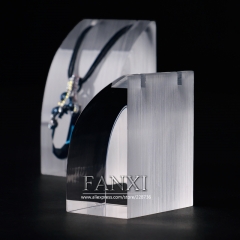 FANXI Original Design Custom Size Color Material Jewelry Display Props Acrylic Pendant Display Stand Set