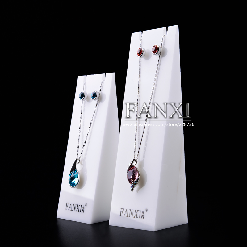 FANXI Custom Logo Necklace Pendant Presenting Holder Pendant Necklace Thin White Acrylic Display Stand