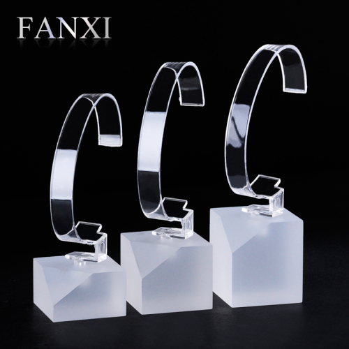 Wholesale Factory Custom Transparent Matt Acrylic Pedestal Bangle Watch Window Display Holder Rack C-ring Watch Display Stand