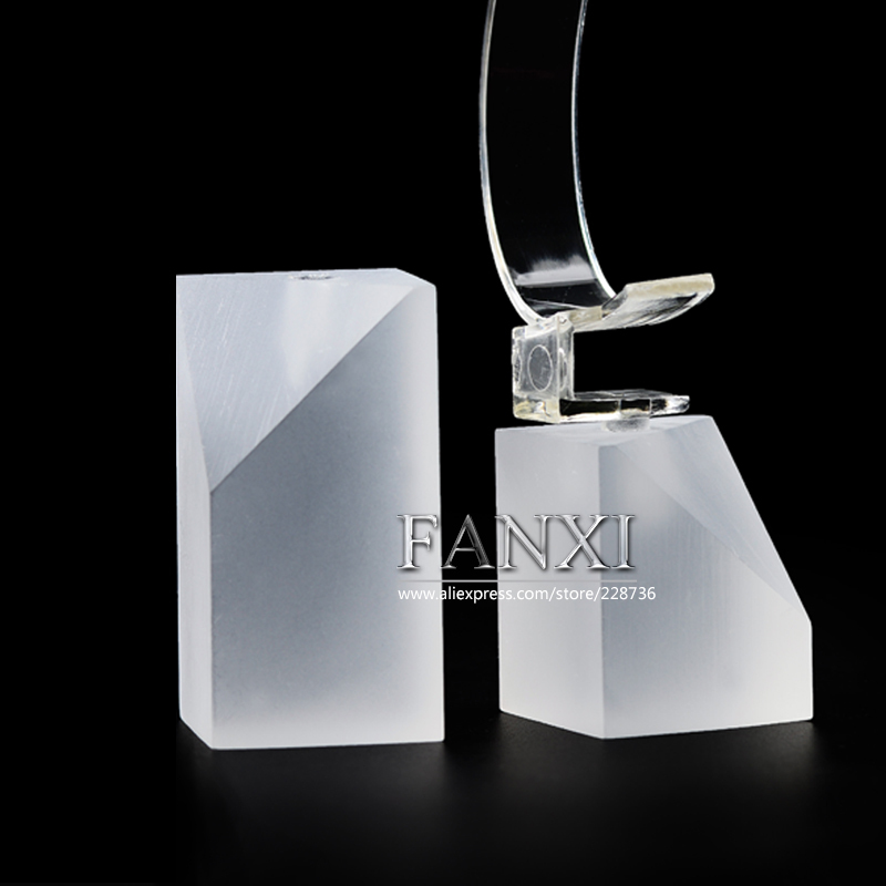 FANXI Wholesale custom bangle jewelry exhibitor props with matte acrylic pedestal transparent C-ring watch display stand