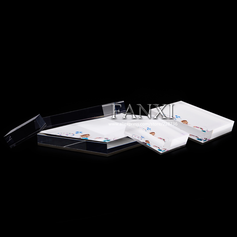 FANXI Custom Size Color Transparant White Colored Drawing Acrylic Jewelry Display Stand Display Block