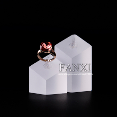 FANXI Wholesale Factory Wholesale Custom Matte Plexiglass Jewelry Display Stand Holder Frosted Acrylic Earring Ring Display